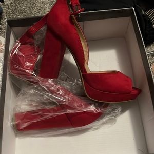 Brand new heels